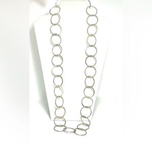 Elegant Silver Circle Necklace